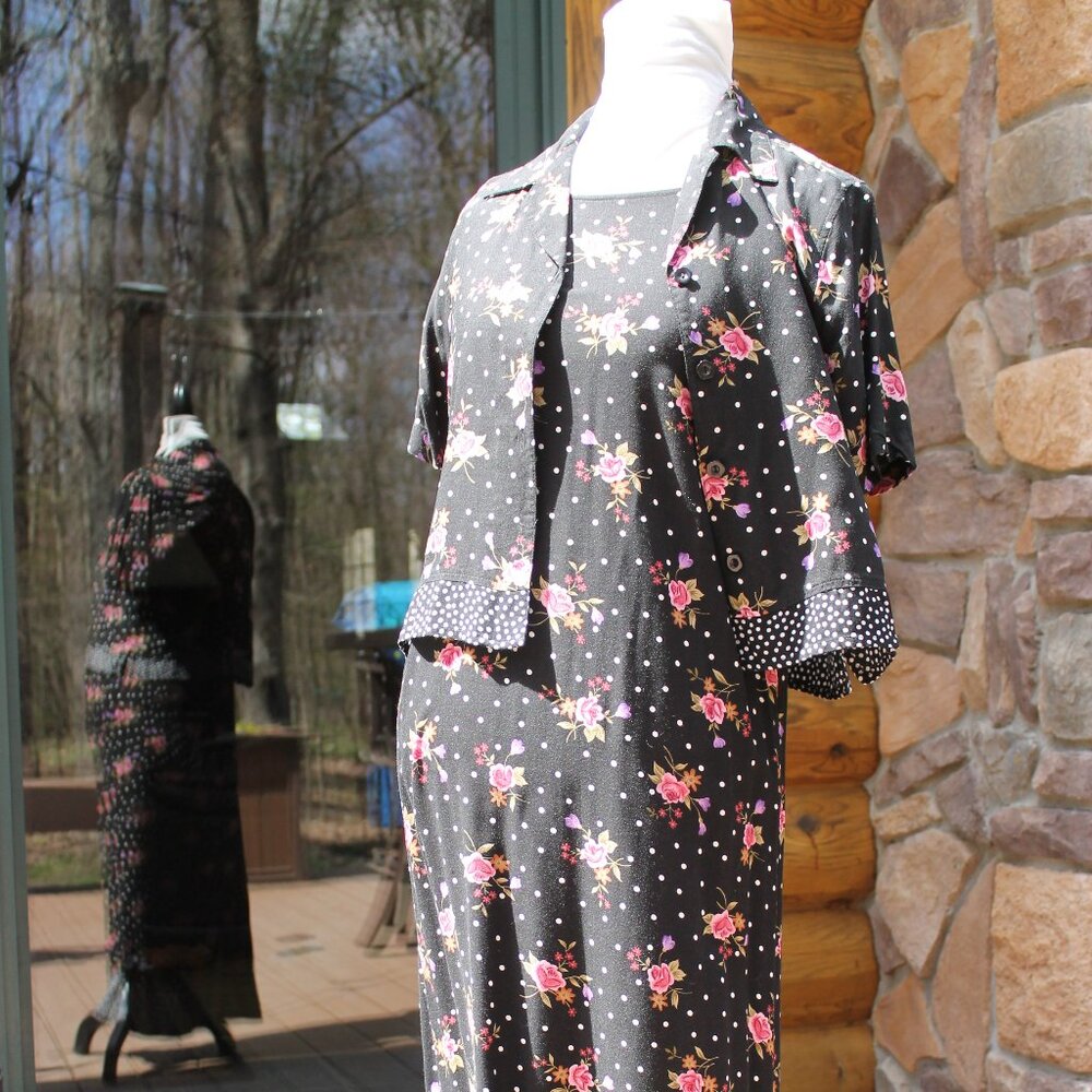 Sleeveless Sheath Dress with Matching Short Sleeve Jacket